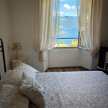 Casa vacanze Liliana Faggeto Lario